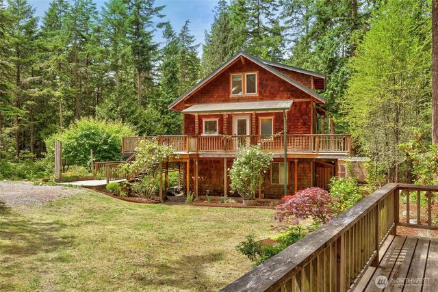 73 Middlepoint Road, Port Townsend, WA 98368