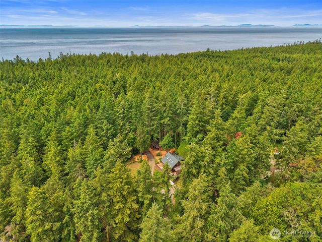 73 Middlepoint Road, Port Townsend, WA 98368