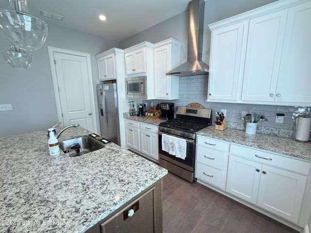 9411 Civic Way, Prospect, KY 40059