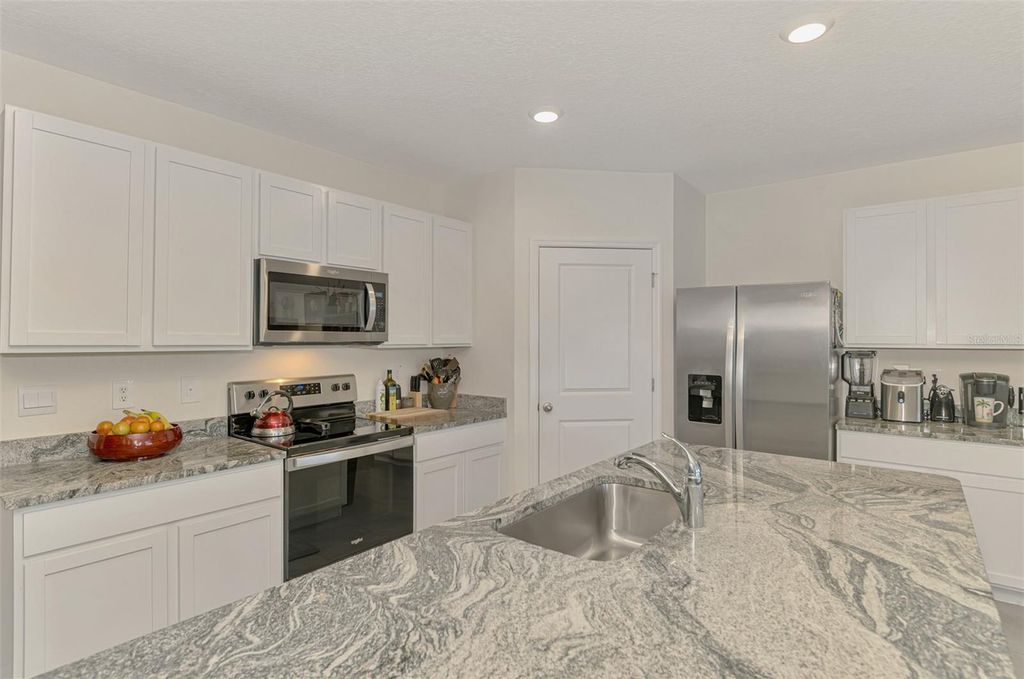 Image 11 of property listing at 17733 CANOPY PLACE, Bradenton, FL 34211