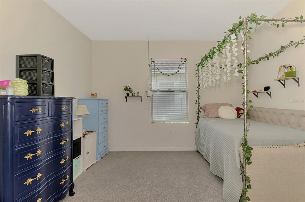 Image 33 of property listing at 17733 CANOPY PLACE, Bradenton, FL 34211