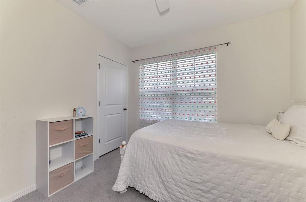 Image 37 of property listing at 17733 CANOPY PLACE, Bradenton, FL 34211