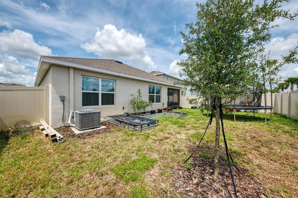 Image 45 of property listing at 17733 CANOPY PLACE, Bradenton, FL 34211