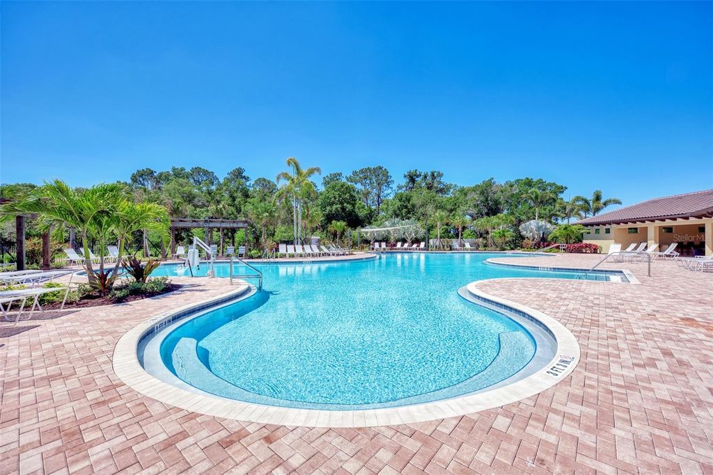 Image 50 of property listing at 17733 CANOPY PLACE, Bradenton, FL 34211