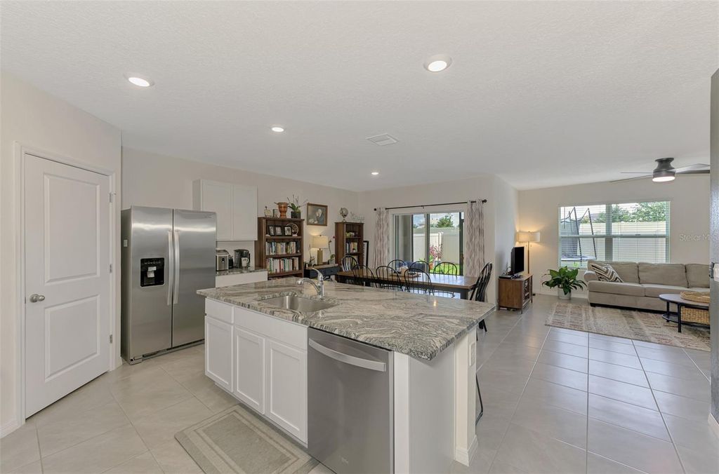 Image 9 of property listing at 17733 CANOPY PLACE, Bradenton, FL 34211