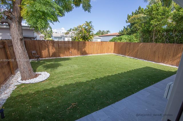 3045 SW 21st Street, Miami, FL 33145