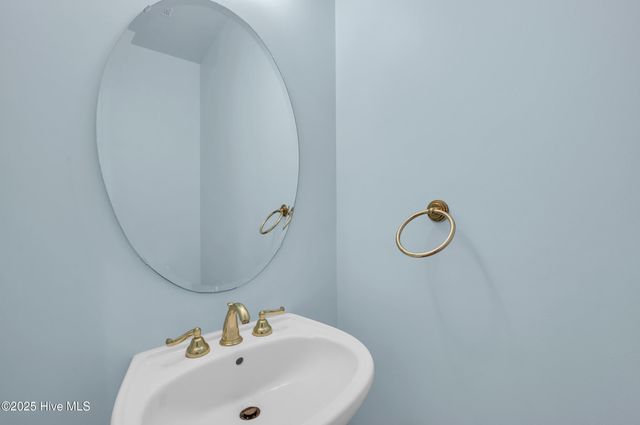 912 Wild Dunes Circle, Wilmington, NC 28411