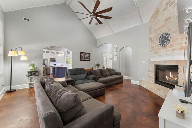 4046 Highland Pass, Montgomery, TX 77316