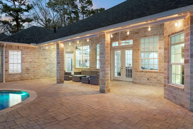 4046 Highland Pass, Montgomery, TX 77316