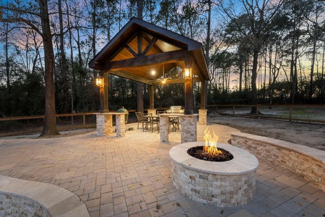 4046 Highland Pass, Montgomery, TX 77316