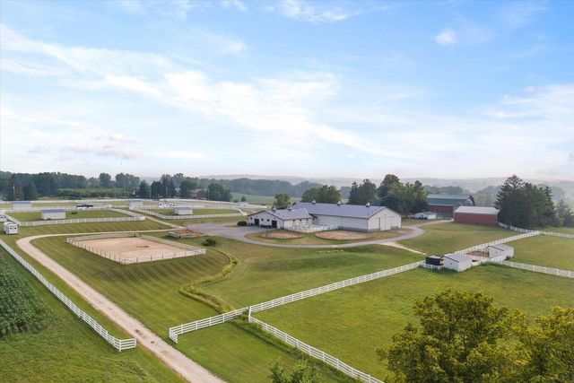 N136W21342 Bonniwell Road, Richfield, WI 53076