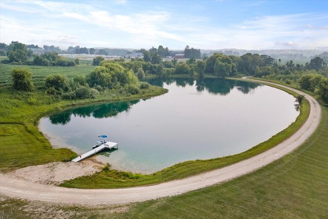 N136W21342 Bonniwell Road, Richfield, WI 53076