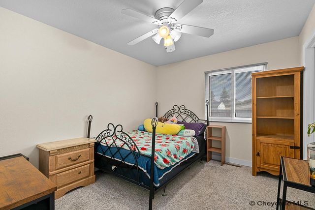 205 DAYSHIA LN, Cheyenne, WY 82007