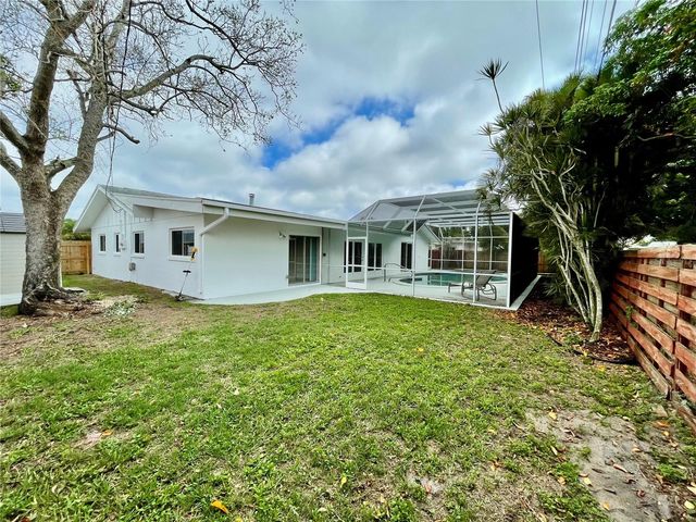 4215 18TH AVENUE DRIVE W, Bradenton, FL 34205