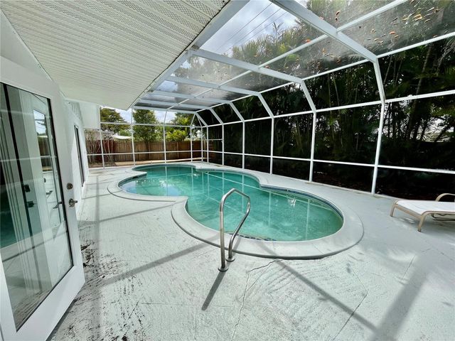 4215 18TH AVENUE DRIVE W, Bradenton, FL 34205