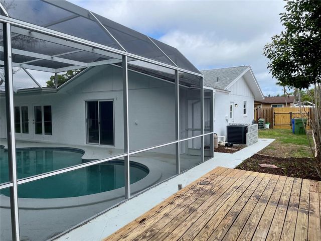 4215 18TH AVENUE DRIVE W, Bradenton, FL 34205