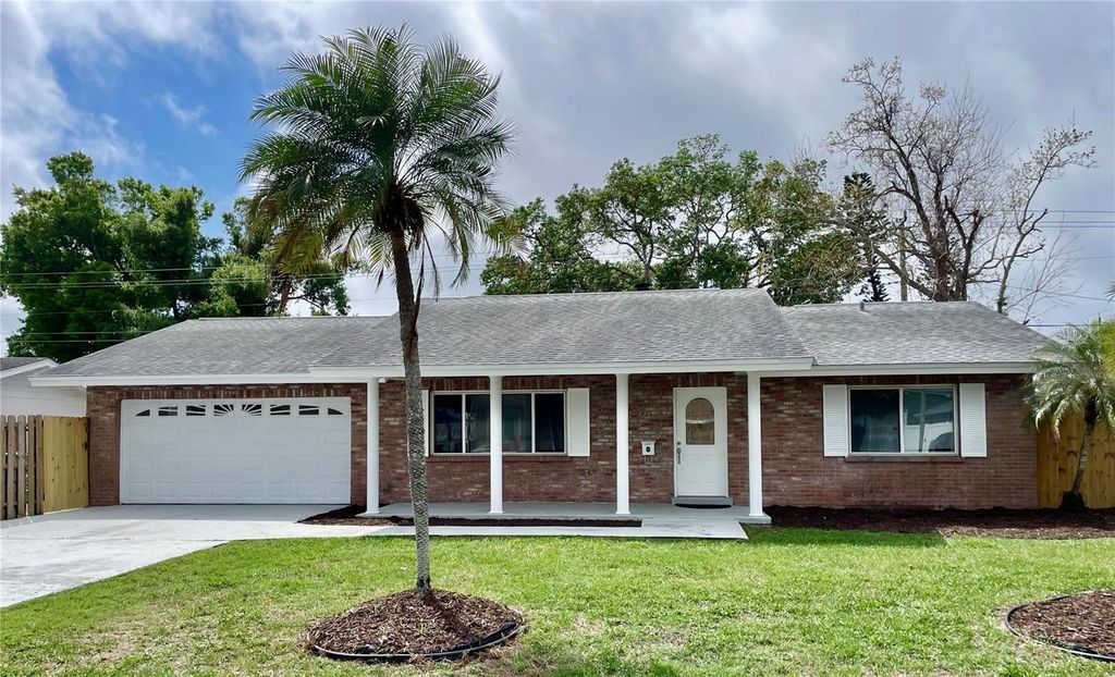 4215 18TH AVENUE DRIVE W, Bradenton, FL 34205