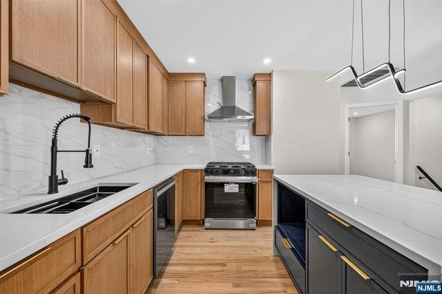 45 Adams Street, Clifton, NJ 07011
