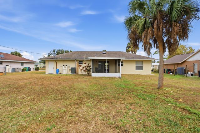 5809 Killarney Avenue, Fort Pierce, FL 34951