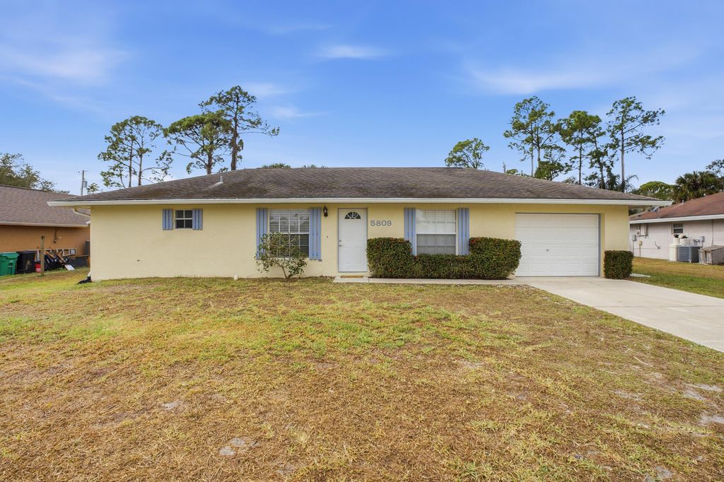 5809 Killarney Avenue, Fort Pierce, FL 34951