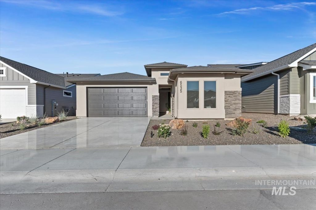 6535 S Evie Way, Eagle, ID 83714