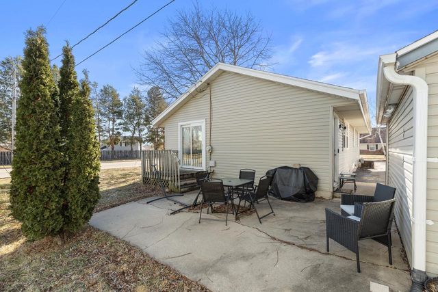 N171W20418 Ridge ROAD, Jackson, WI 53037