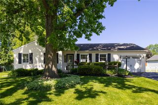 139 Gate House Trail, Henrietta, NY 14467