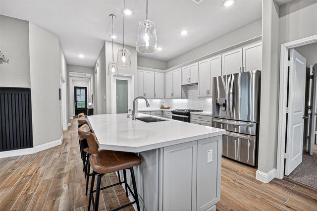1602 Harvest Lake Drive, Missouri City, TX 77459