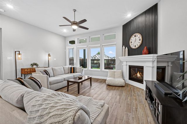 1602 Harvest Lake Drive, Missouri City, TX 77459