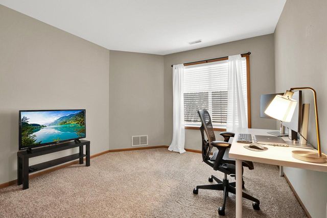 6940 S Rolling Meadows COURT, Oak Creek, WI 53154