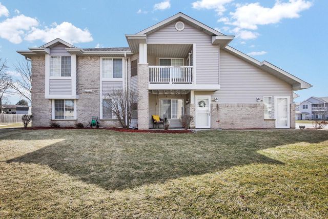 6940 S Rolling Meadows COURT, Oak Creek, WI 53154