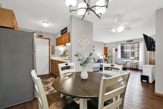 6940 S Rolling Meadows COURT, Oak Creek, WI 53154