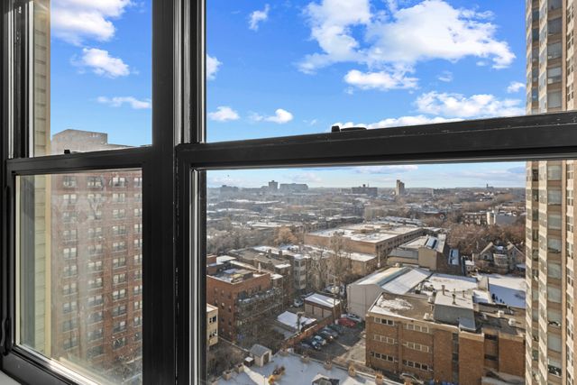 3430 N Lake Shore Drive 15L, Chicago, IL 60657