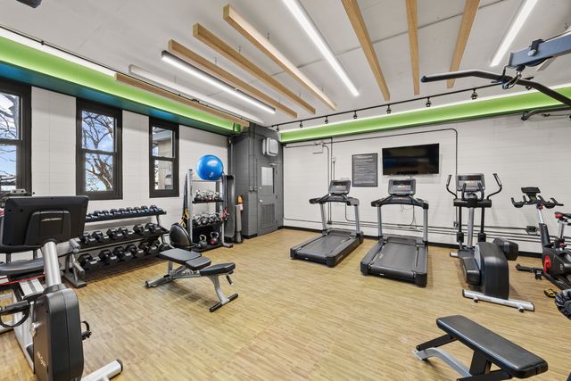 3430 N Lake Shore Drive 15L, Chicago, IL 60657