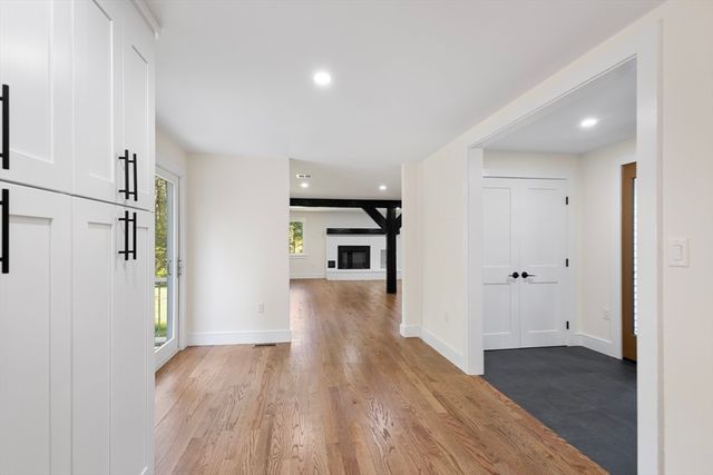 241 Prospect St, Franklin, MA 02038