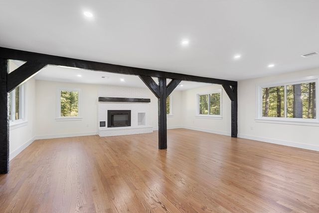 241 Prospect St, Franklin, MA 02038