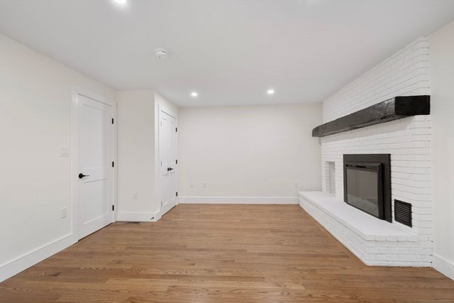 241 Prospect St, Franklin, MA 02038