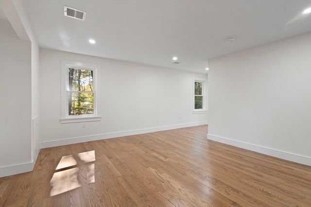 241 Prospect St, Franklin, MA 02038