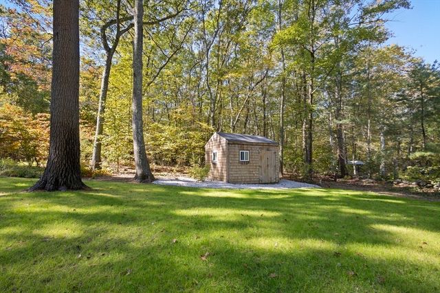 241 Prospect St, Franklin, MA 02038