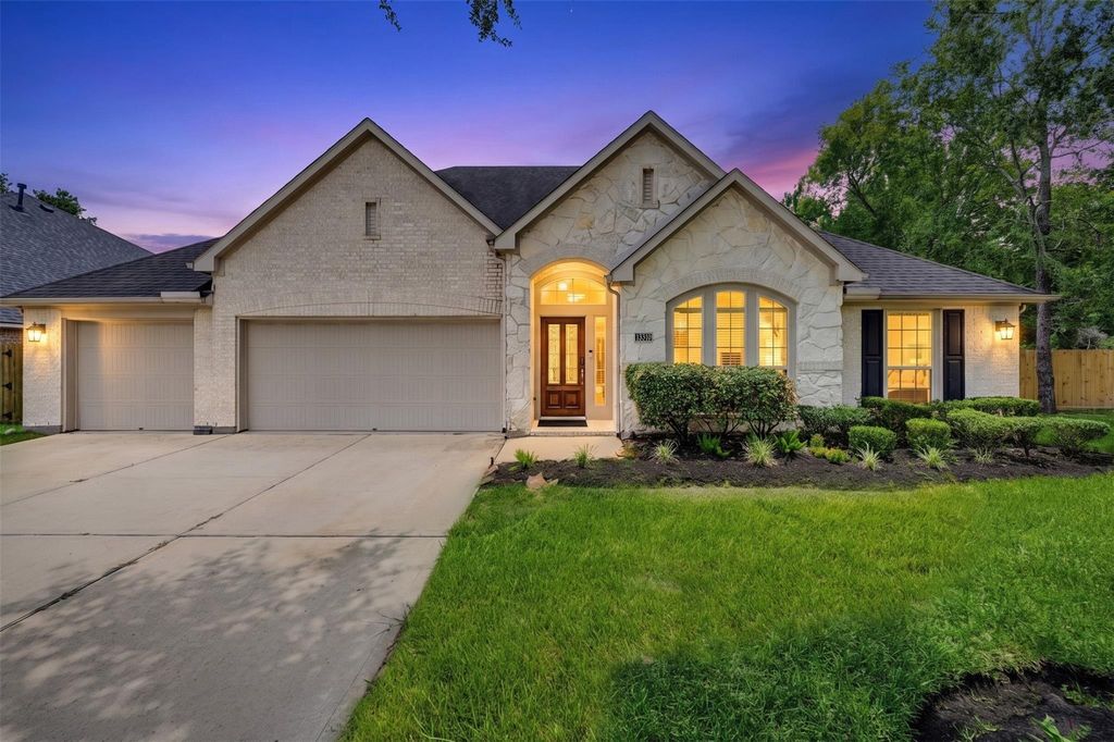 13310 Dove Shores Court, Houston, TX 77044