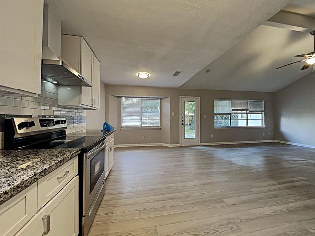 22506 Colonialgate Drive, Spring, TX 77373