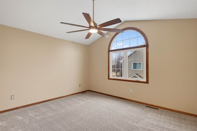 1618 5th Avenue SW, Altoona, IA 50009