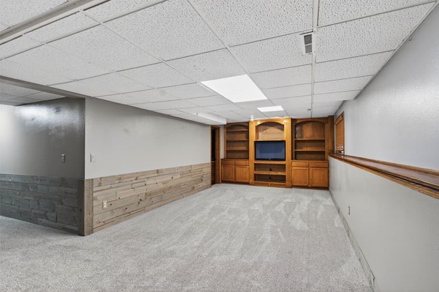 1618 5th Avenue SW, Altoona, IA 50009