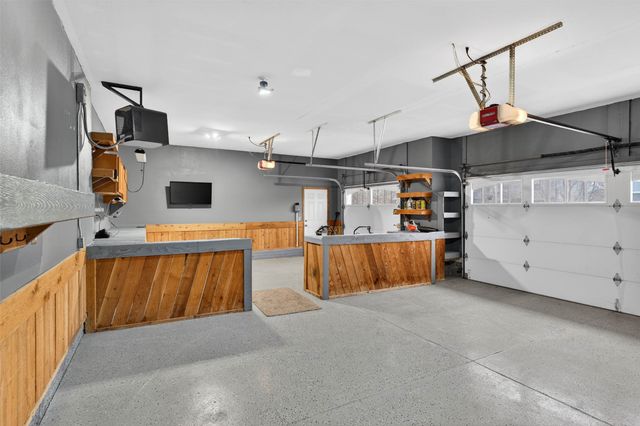 1618 5th Avenue SW, Altoona, IA 50009