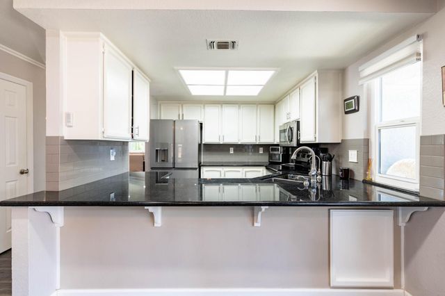 1358 Ridgerun Dr, Roseville, CA 95747