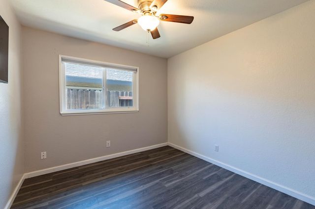 1358 Ridgerun Dr, Roseville, CA 95747