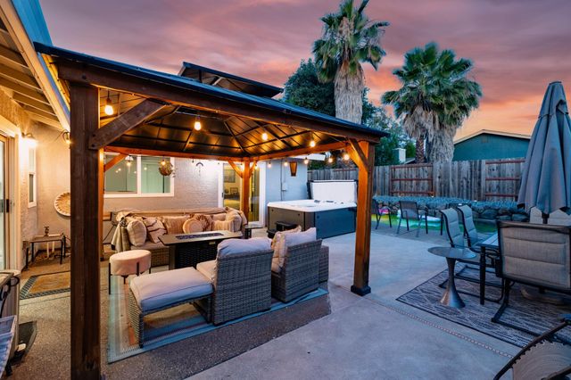 1358 Ridgerun Dr, Roseville, CA 95747
