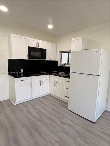 3115 SW 18th Street 3117, Miami, FL 33145