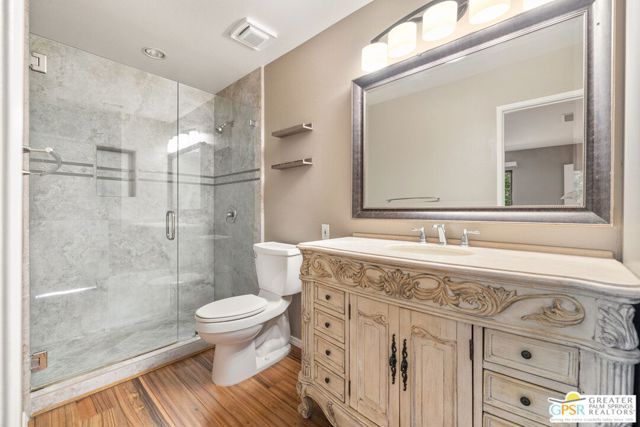 353 N Hermosa Drive 7B2, Palm Springs, CA 92262