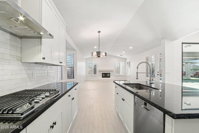 6991 W FIREBIRD Drive, Glendale, AZ 85308